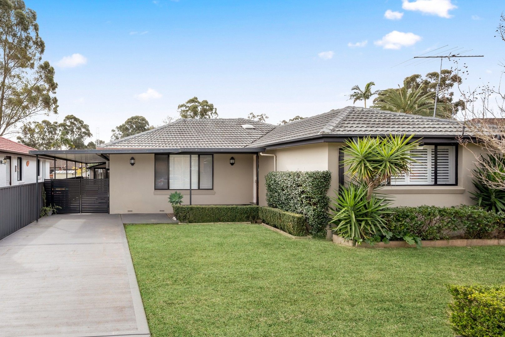 3 bedrooms House in 28 Deborah Crescent CAMBRIDGE PARK NSW, 2747