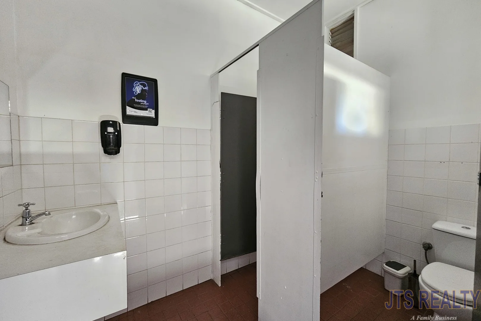 Additional image 12 of 129 Macqueen Street, Aberdeen NSW 2336