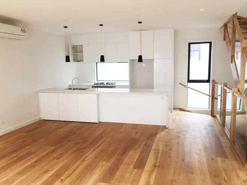 3 bedrooms Townhouse in 20 Sunlight Road PORT MELBOURNE VIC, 3207