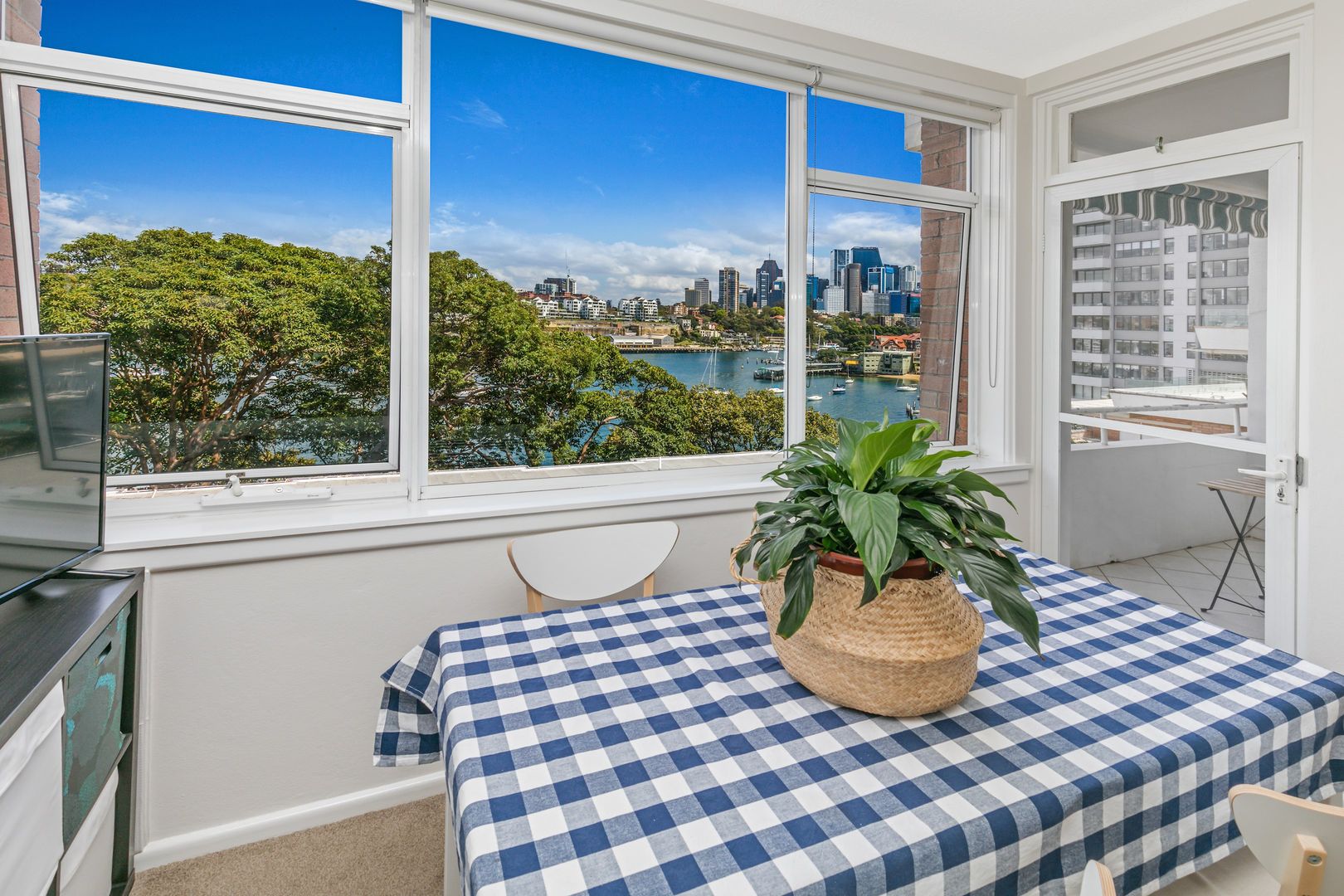 18/107 Kurraba Road, Neutral Bay NSW 2089, Image 2