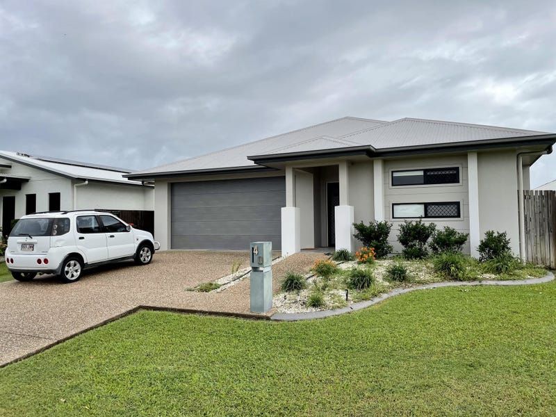 4 bedrooms House in 40 Spinifex Way BOHLE PLAINS QLD, 4817