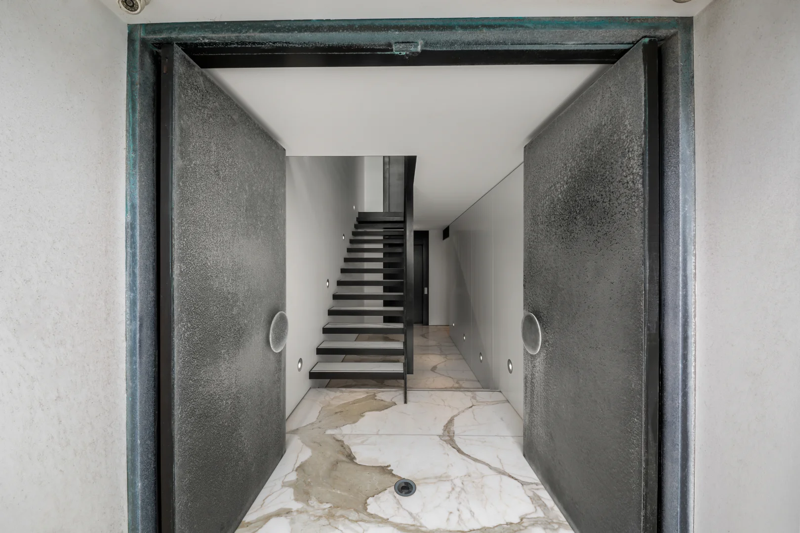 Additional image 2 of 12 Notts Avenue, Bondi Beach NSW 2026