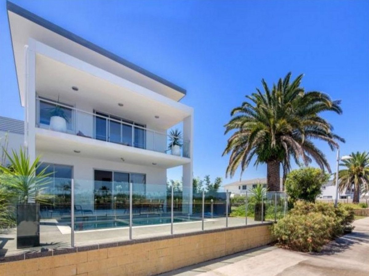 46 Harbour Rise, Hope Island Property History & Address Research Domain