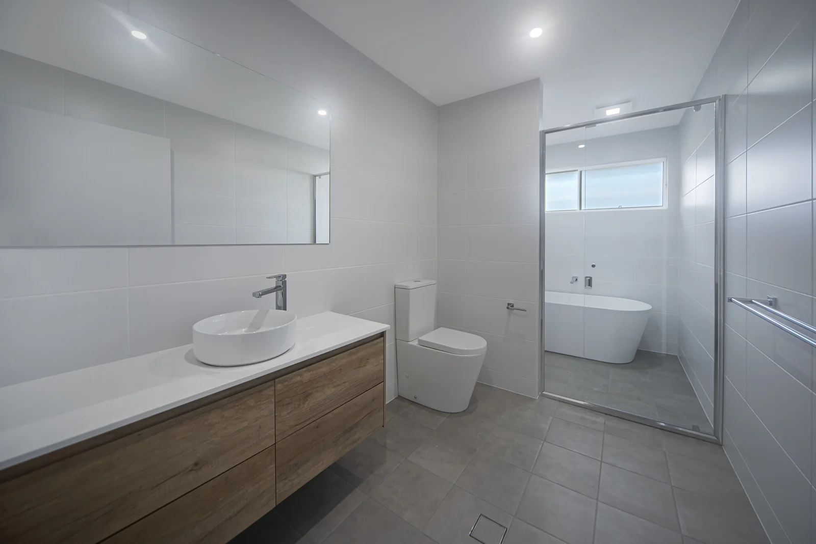 Additional image 3 of 1/13C Meroo Road, Bomaderry NSW 2541