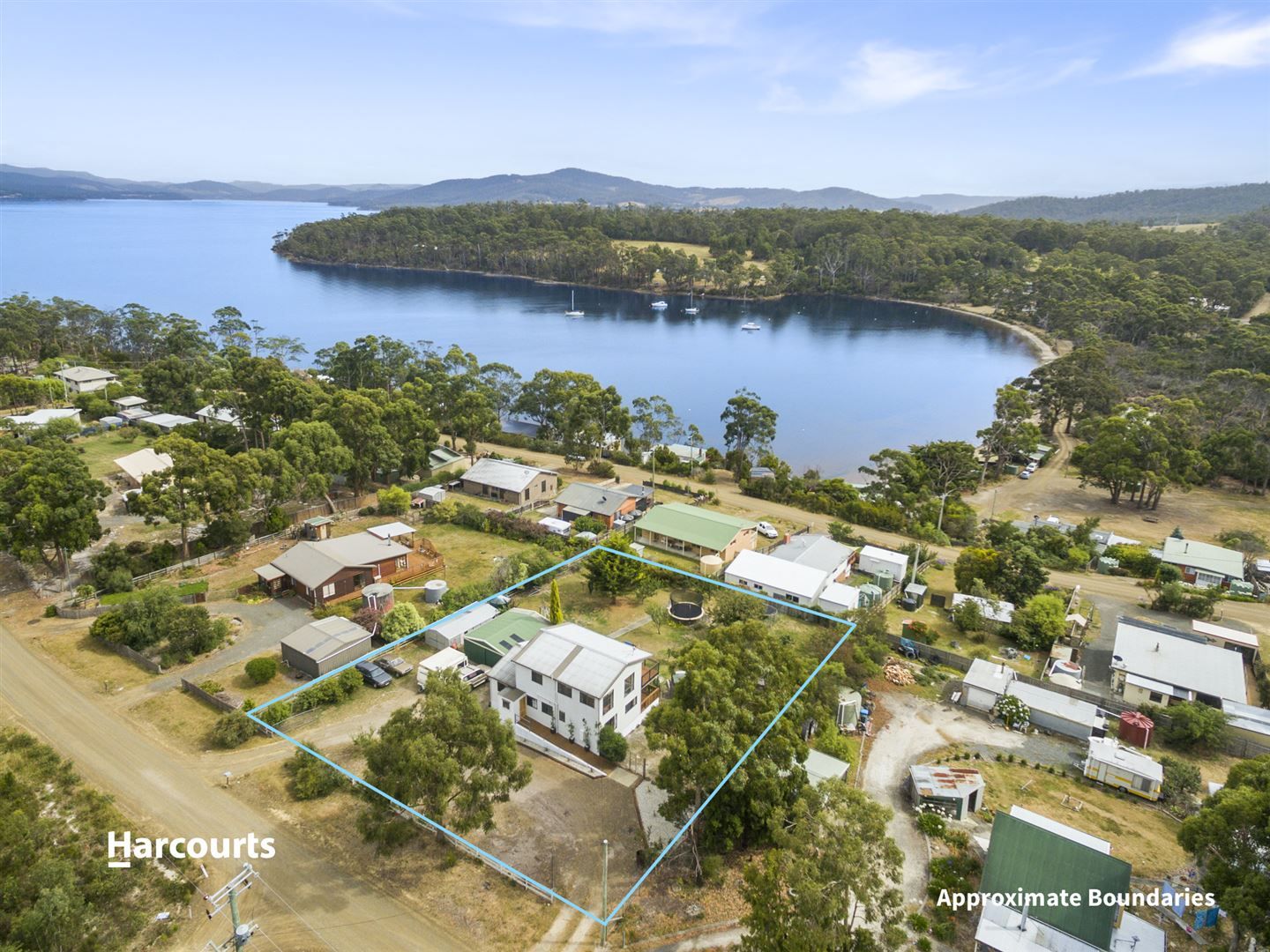 15 Cray Point Parade, Eggs And Bacon Bay TAS 7112, Image 0