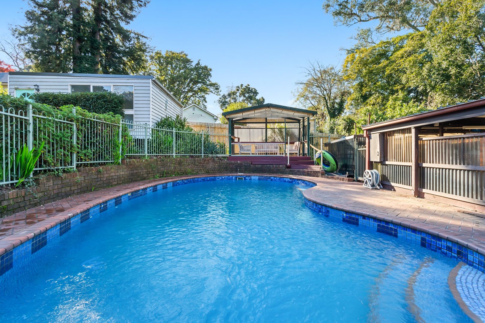 10 Glenora Avenue, Croydon VIC 3136 House For Rent 800 Domain