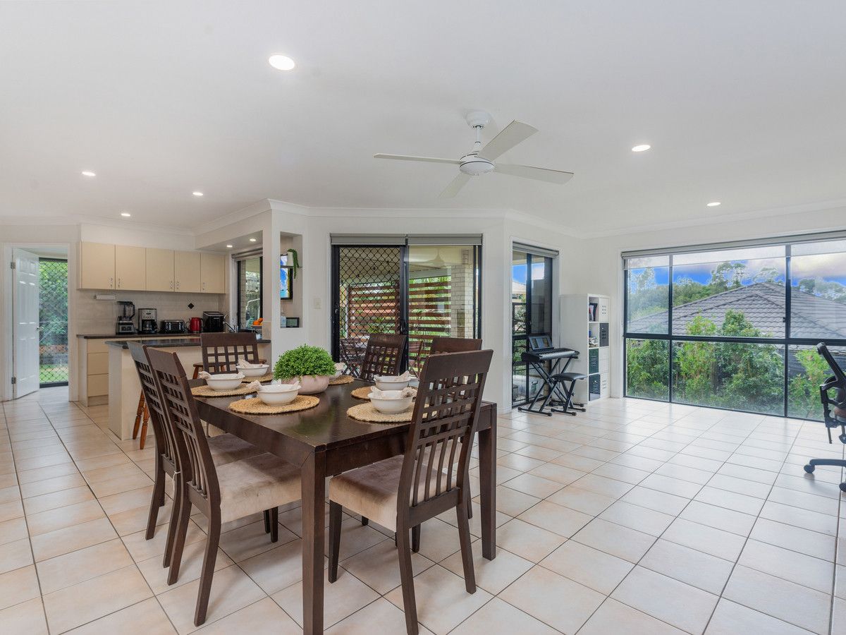 7 Daniells Court, Ormeau QLD 4208, Image 2