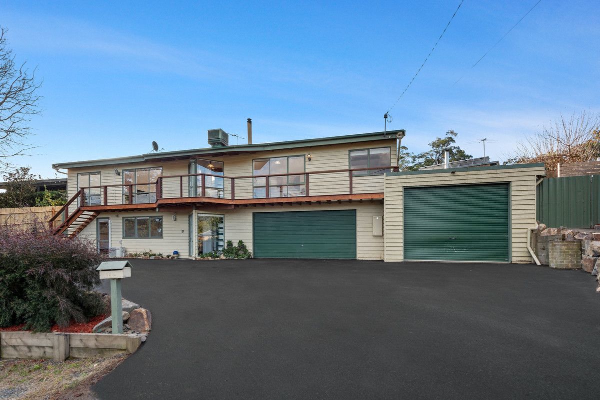 4 bedrooms House in 12A Wedderburn Crescent MOUNT EVELYN VIC, 3796
