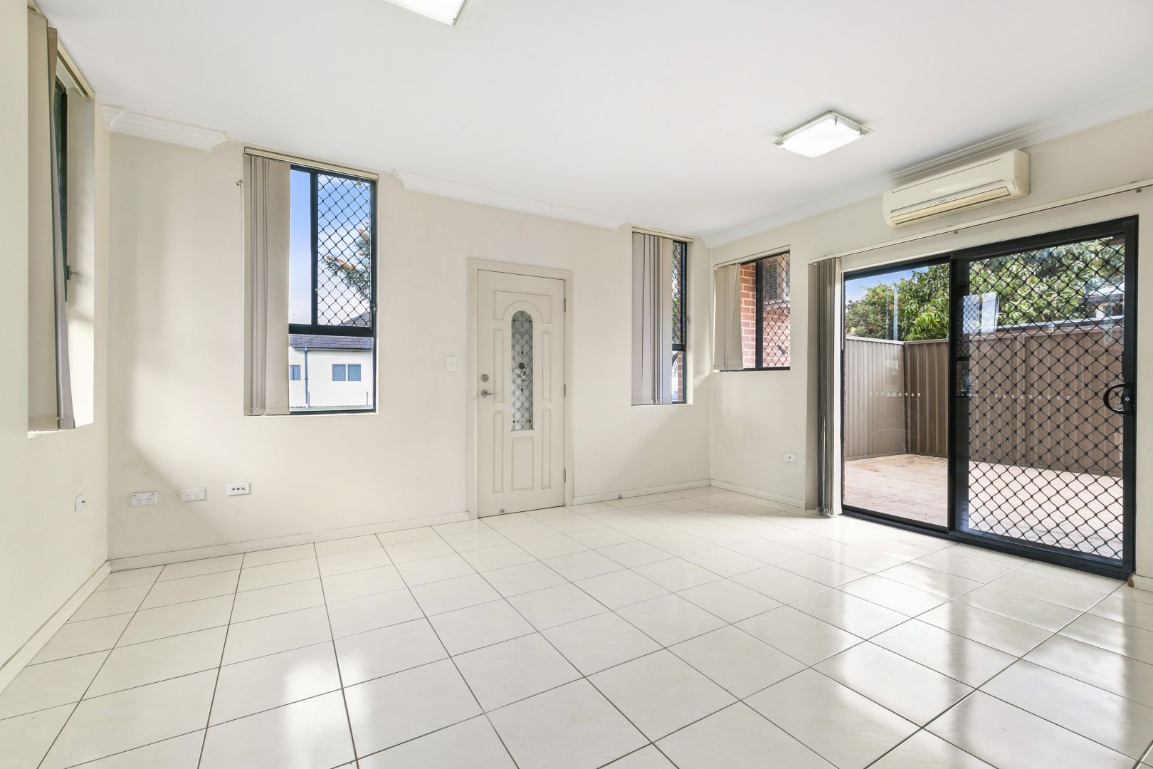 1/9 Gray Street, Granville NSW 2142, Image 2