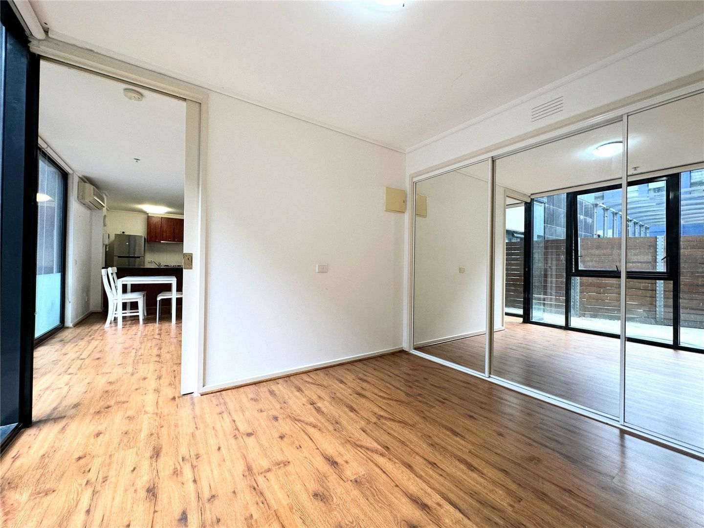 10/668 Bourke Street, Melbourne VIC 3000 Apartment For Rent Domain