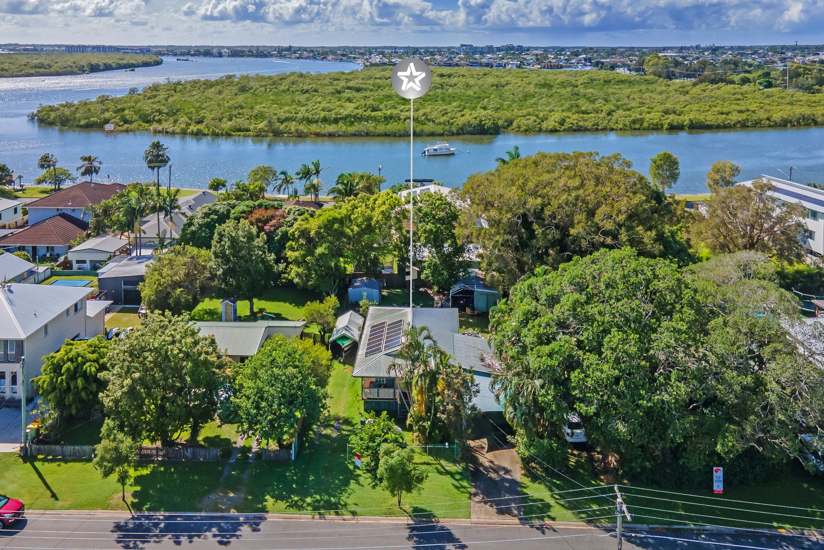 57 Coombe Avenue, Hope Island QLD 4212, Image 2