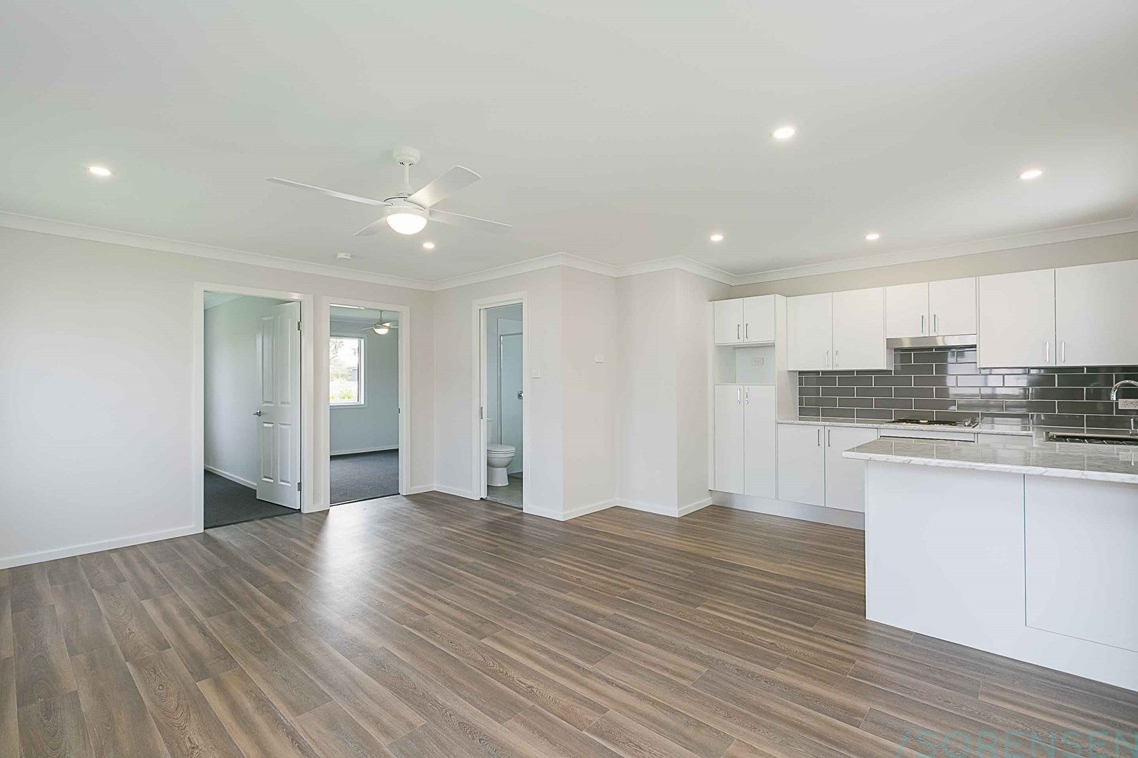 26a Campbell Parade, Mannering Park NSW 2259, Image 2