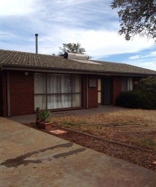 3 bedrooms House in 117 Lyall Street KALGOORLIE WA, 6430