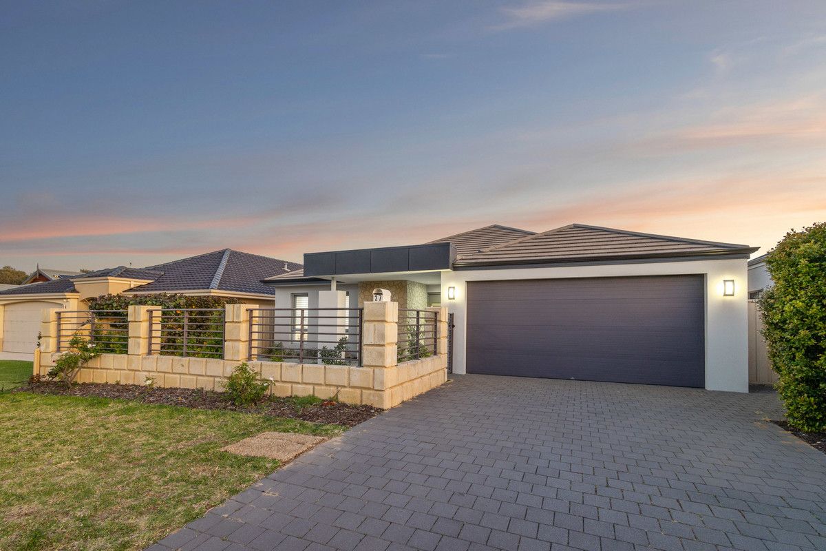 4 bedrooms House in 27 Jodrell Road GWELUP WA, 6018