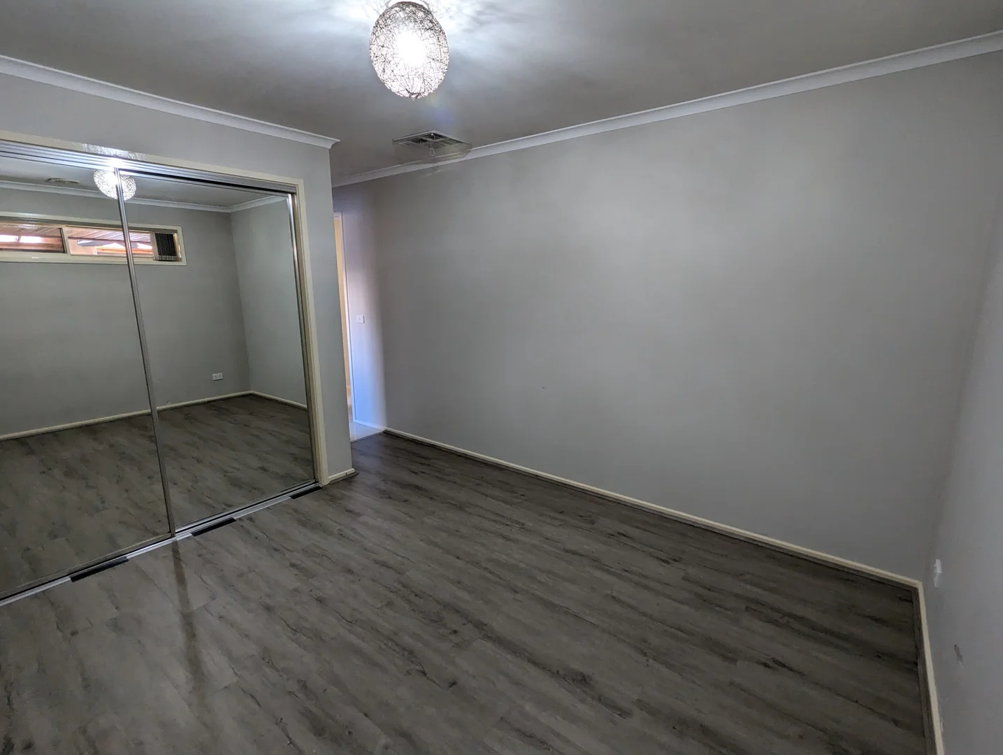 Additional image 7 of 8 McCulloch Crescent, Wodonga VIC 3690