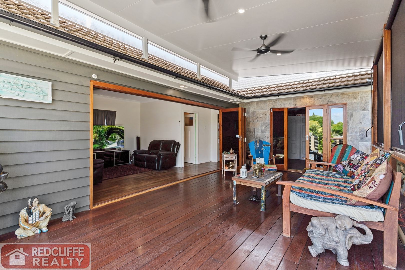 10 Thomas Street, Clontarf QLD 4019, Image 2