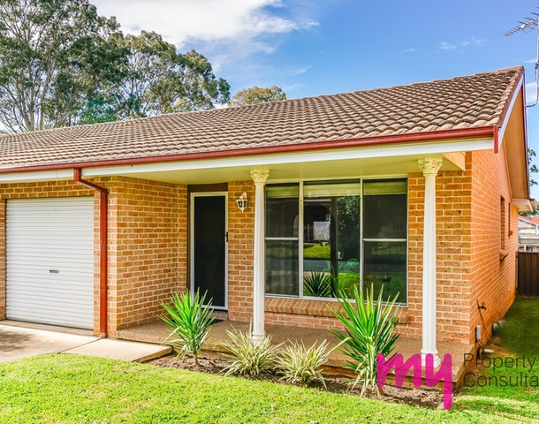 4/67 Fuchsia Crescent, Macquarie Fields NSW 2564