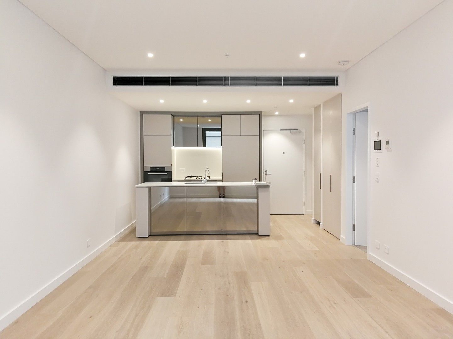 1 bedrooms Apartment / Unit / Flat in 102/83 Harbour street HAYMARKET NSW, 2000