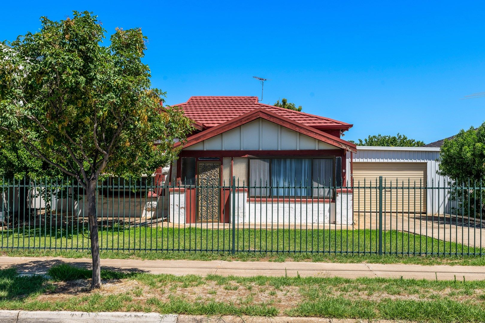 10 Captain Cook Avenue, Flinders Park SA 5025, Image 0