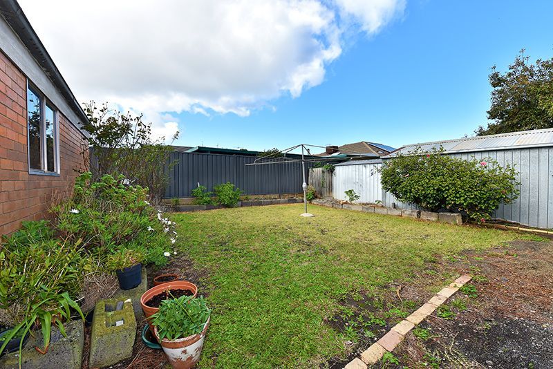 30 Brown Street, Avondale Heights VIC 3034, Image 2