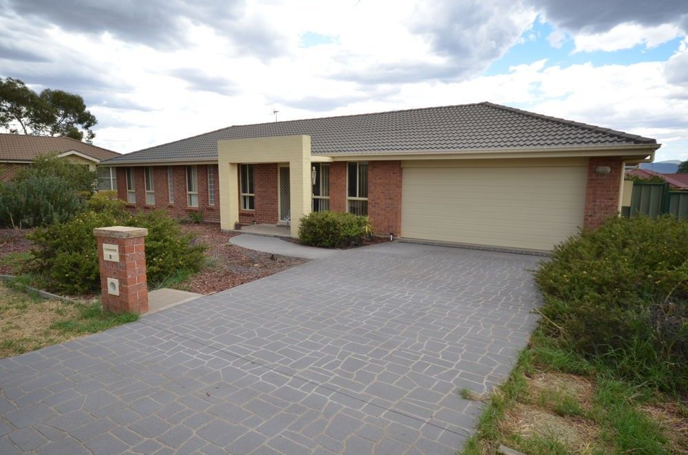 9 Peter Coote Street, Quirindi NSW 2343, Image 0