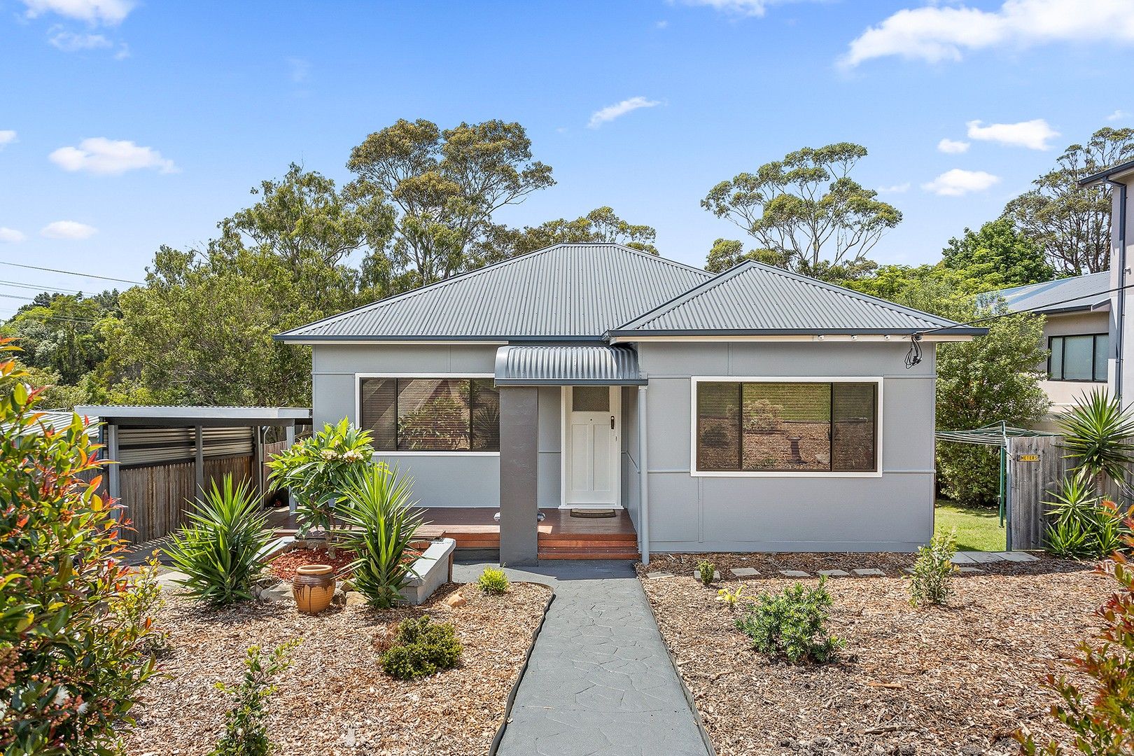 3 bedrooms House in 24 Beattie Avenue BULLI NSW, 2516