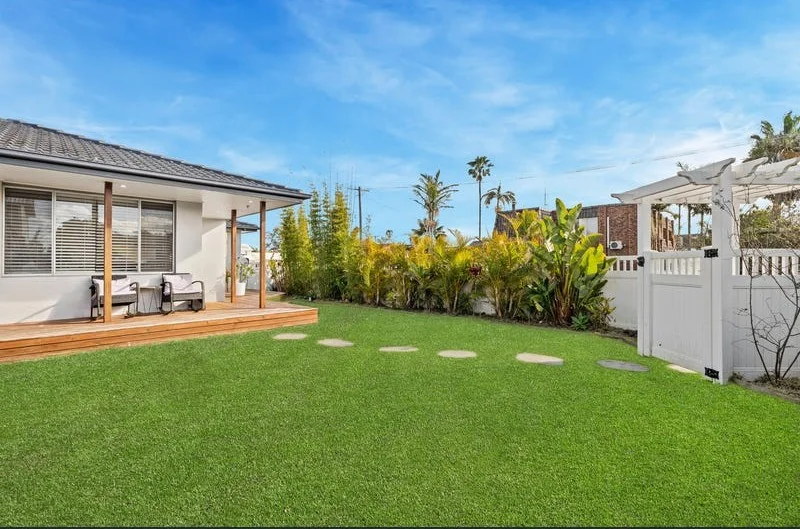 25 Endeavour Drive, Long Jetty NSW 2261