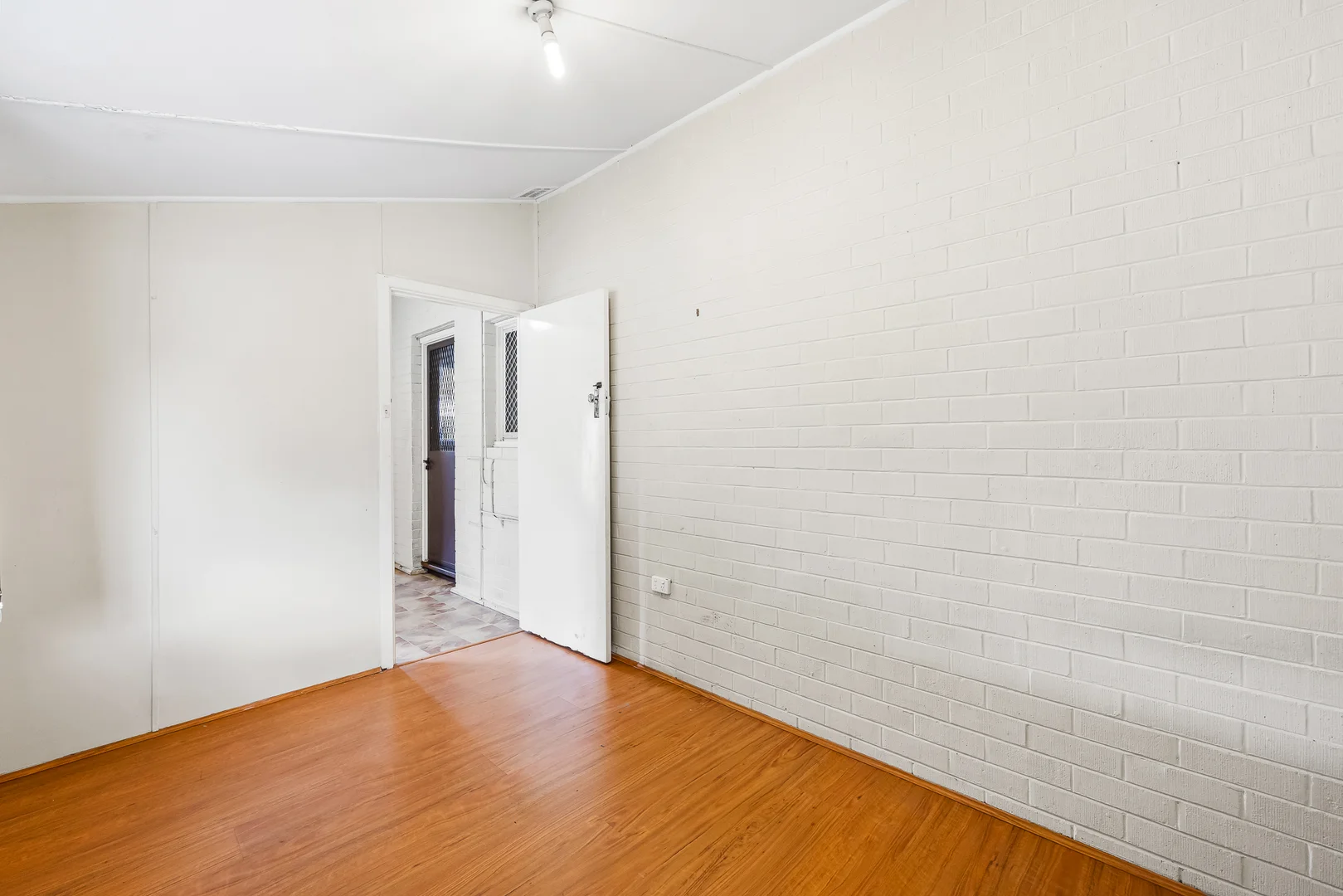 Additional image 26 of 203 Gabriel Street, Cloverdale WA 6105