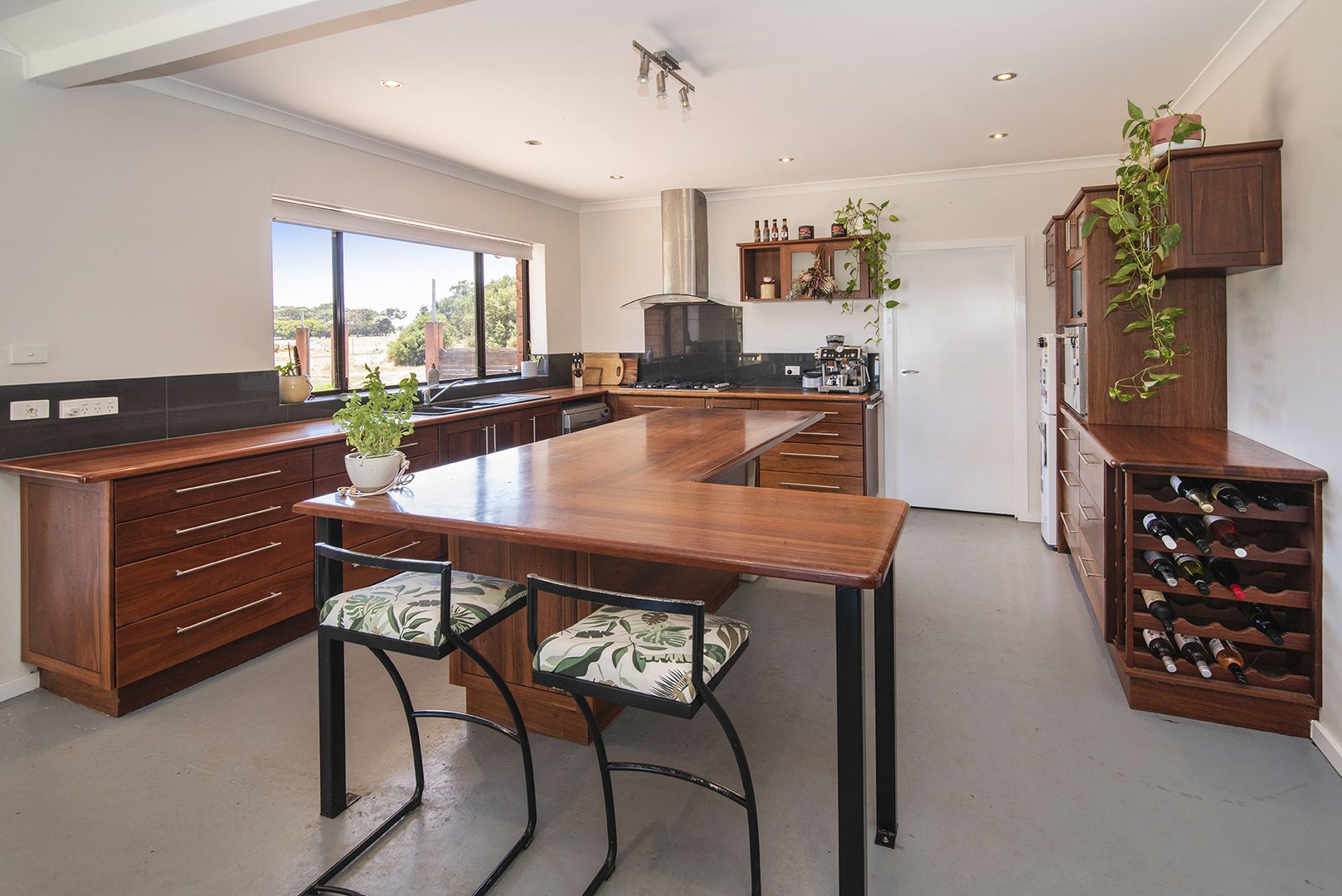 552 Cowaramup Bay Road, Cowaramup WA 6284 House For Rent 1,000