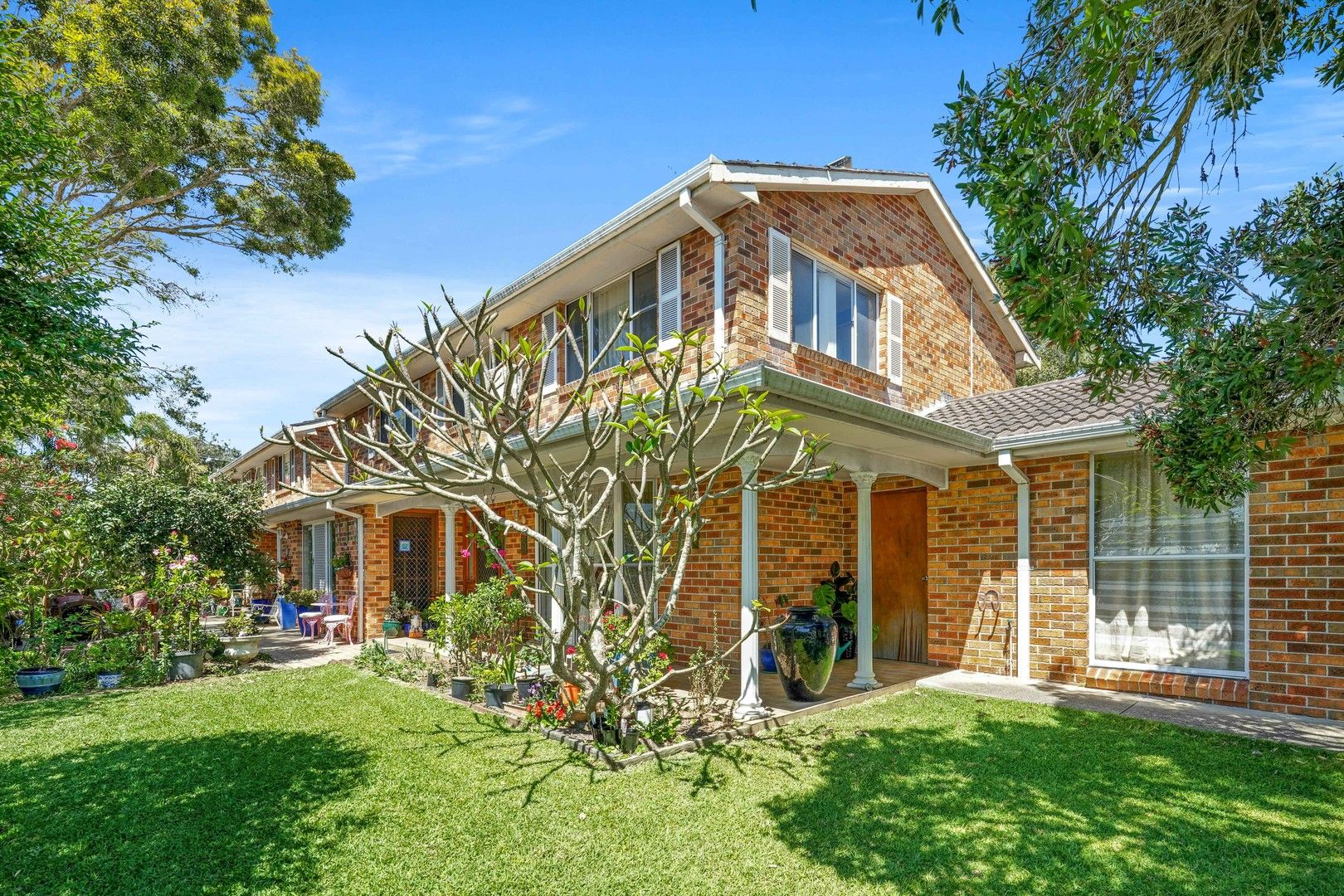 4 bedrooms House in 1/19 Ocean View Drive WAMBERAL NSW, 2260