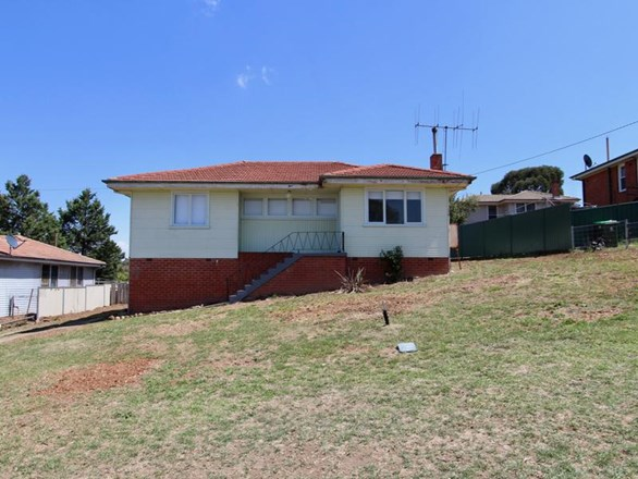 5 Cummings Street, West Bathurst NSW 2795