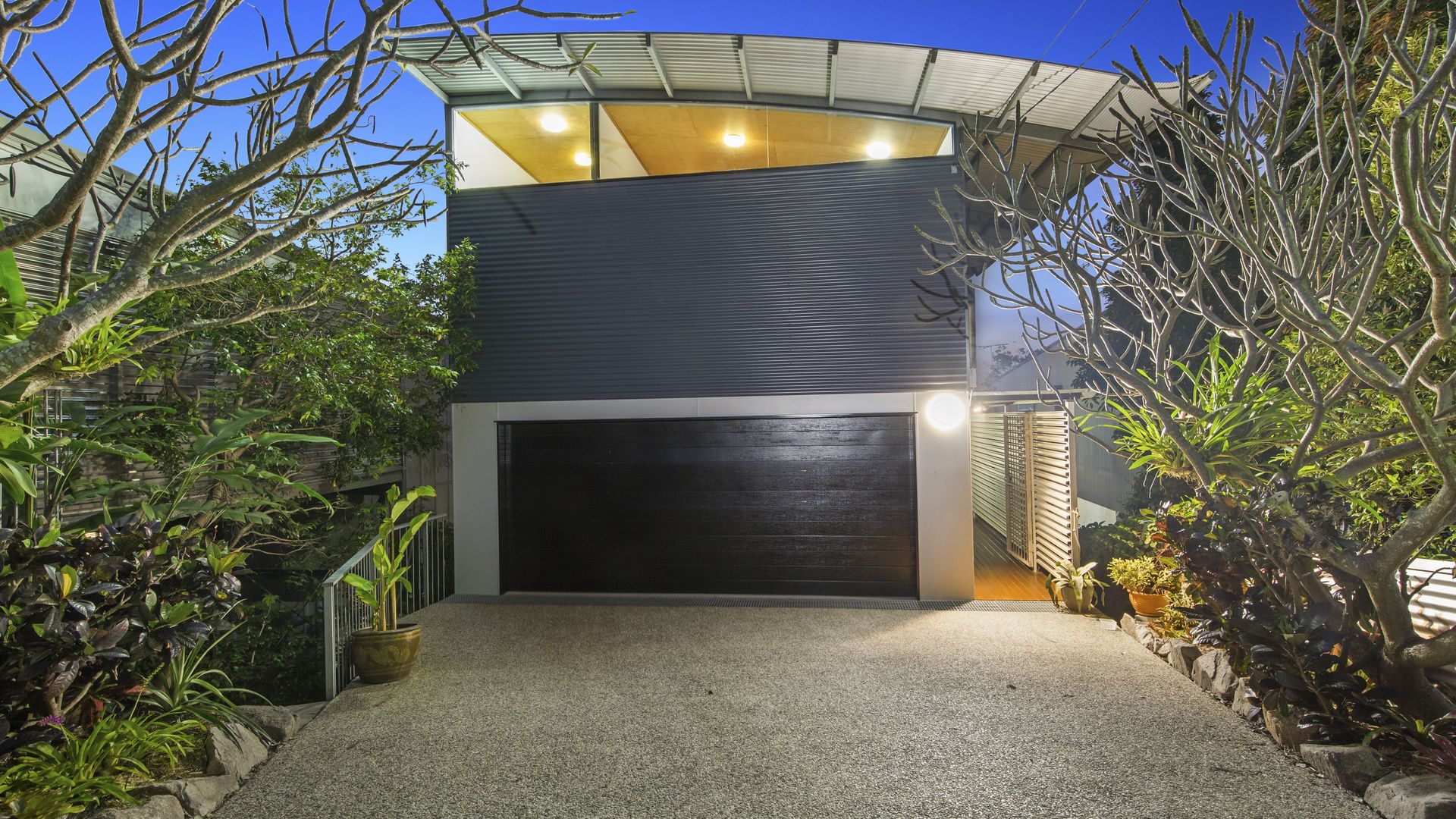 4 bedrooms House in 16 Apex Street BALMORAL QLD, 4171