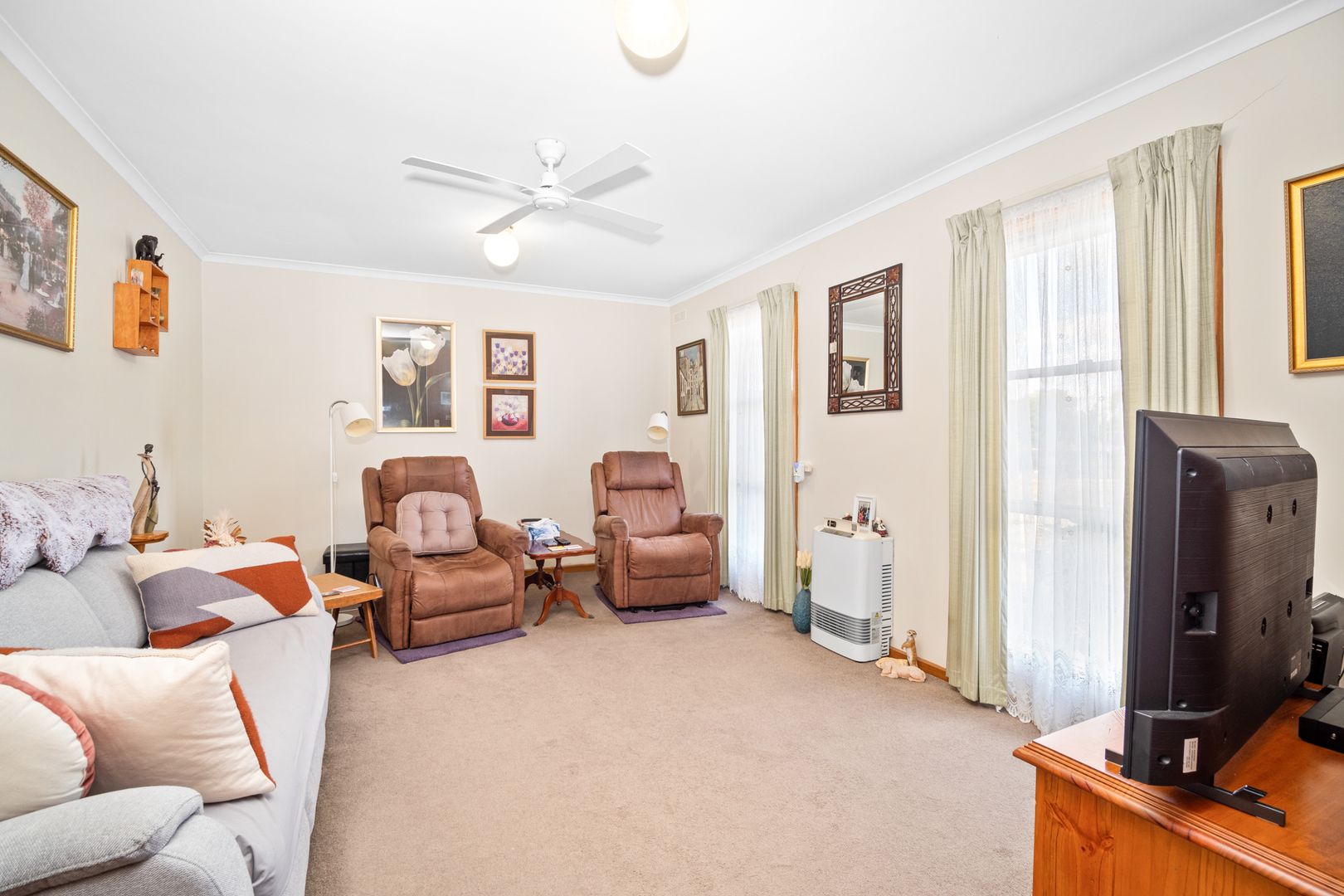 8 Mcmillan Court, Horsham VIC 3400, Image 1