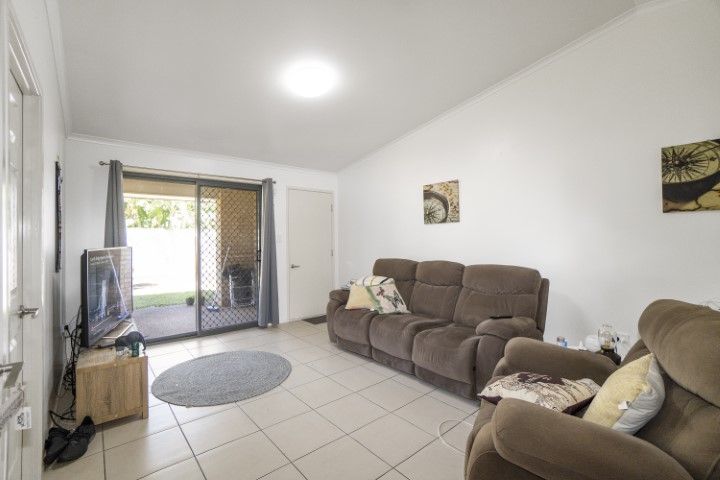 4/6 Gahans Road, Kalkie QLD 4670, Image 1