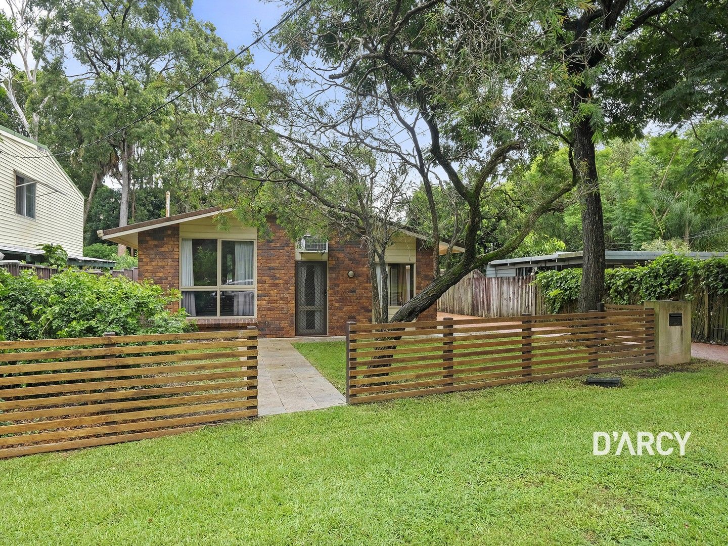 3 bedrooms House in 22 Barkala St THE GAP QLD, 4061