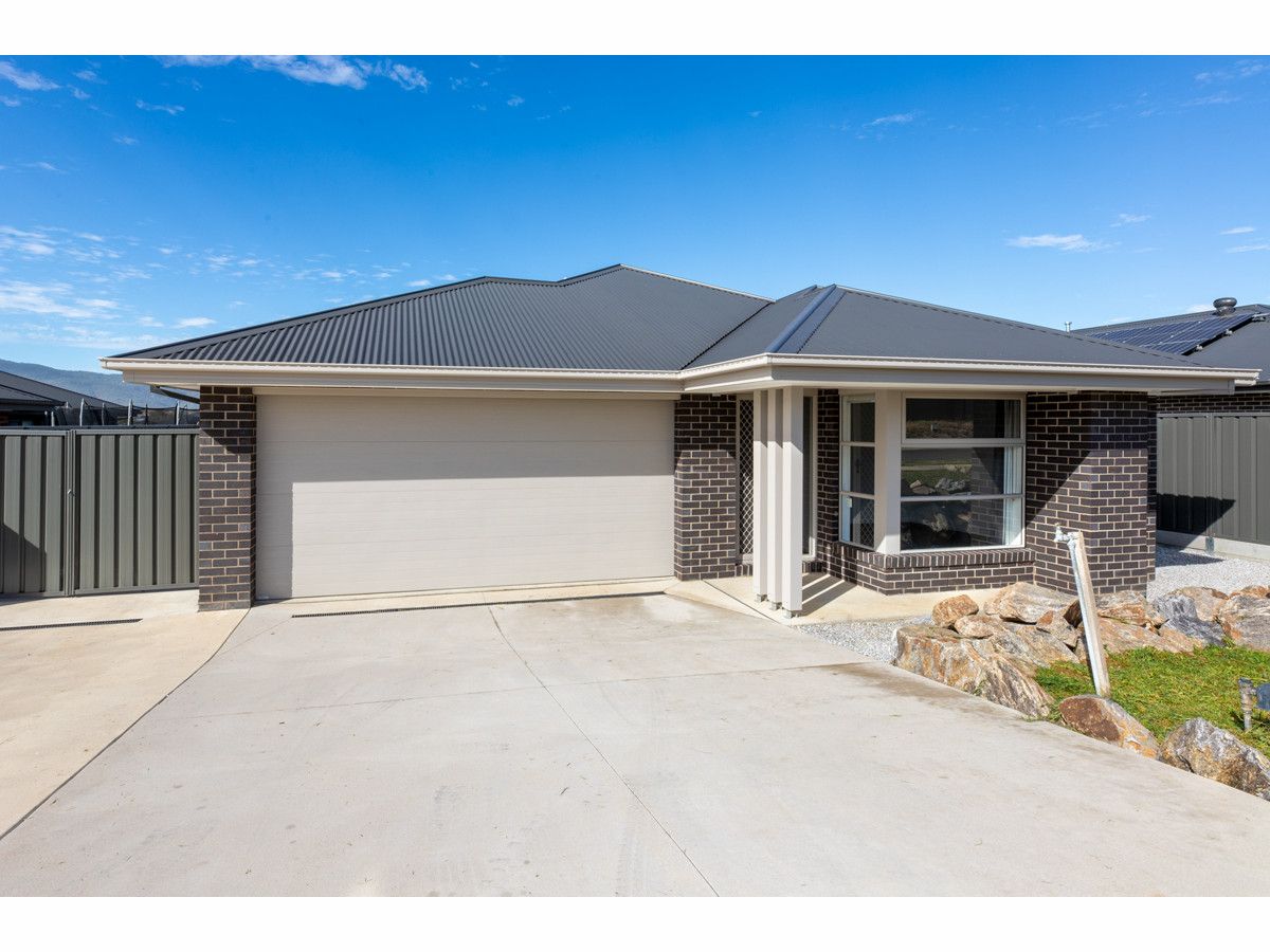 13 Cromwell Road, Leneva VIC 3691, Image 0