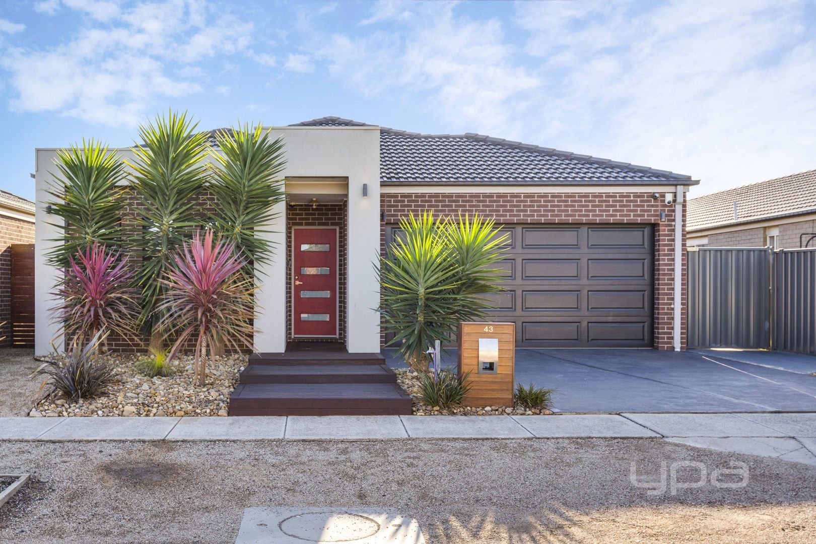 43 Hawkstone Road, Manor Lakes VIC 3024, Image 0