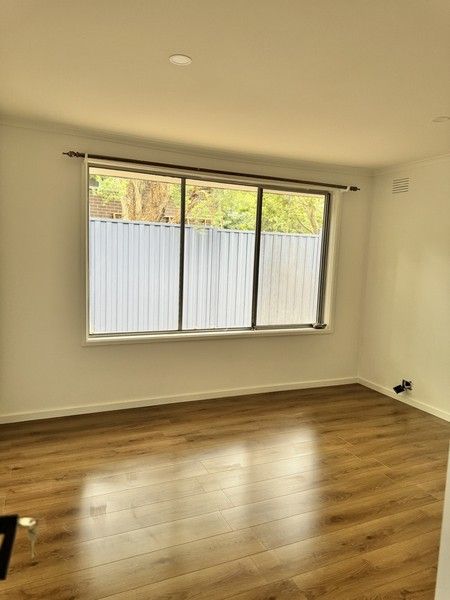 3 bedrooms House in 20 Sweet Gum Avenue NARRE WARREN VIC, 3805