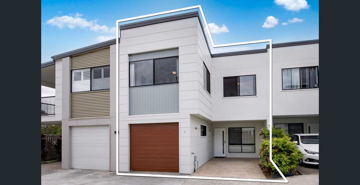 4 bedrooms Townhouse in 2/24 Careel Close HELENSVALE QLD, 4212