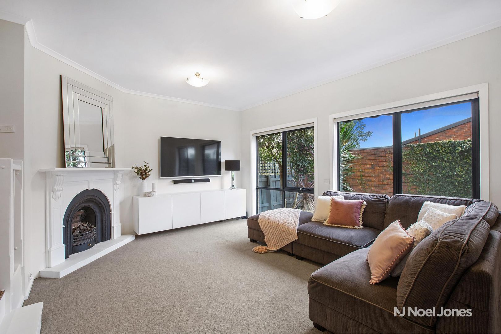 2/45 Doncaster East Road, Mitcham VIC 3132, Image 2