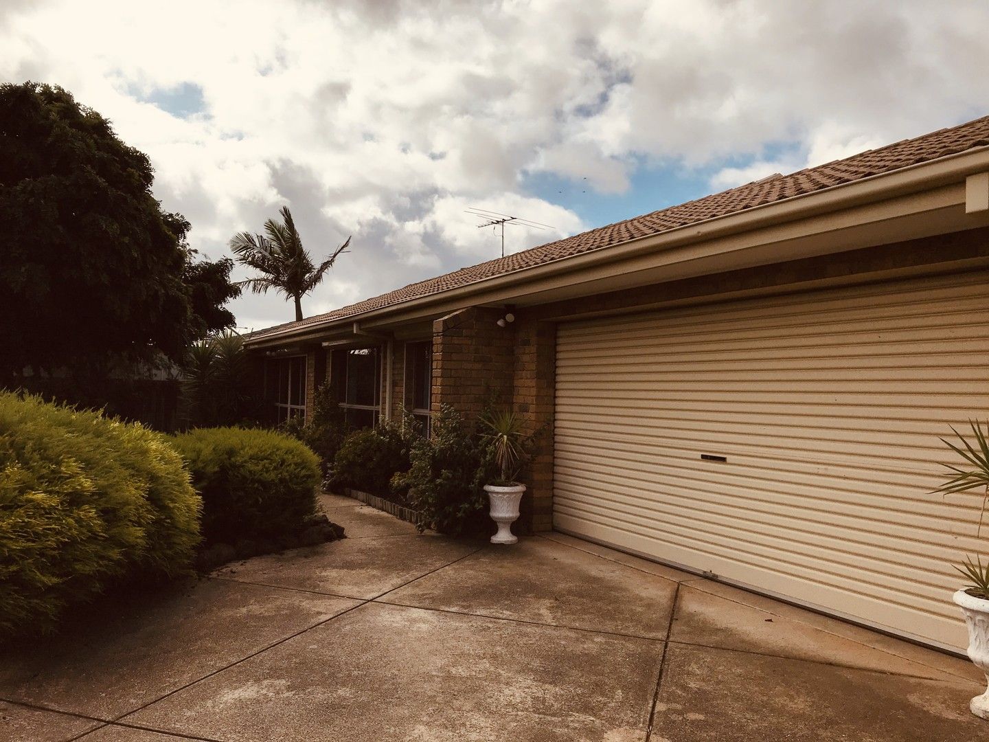 3 bedrooms House in 1 Monteath Crescent HOPPERS CROSSING VIC, 3029