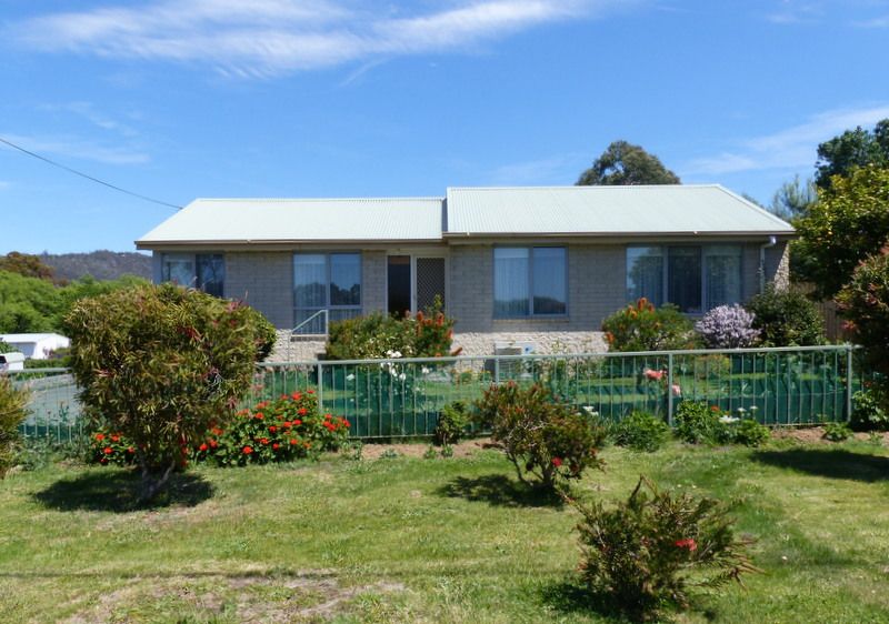 38 Backhouse Lane, Cambridge TAS 7170, Image 2