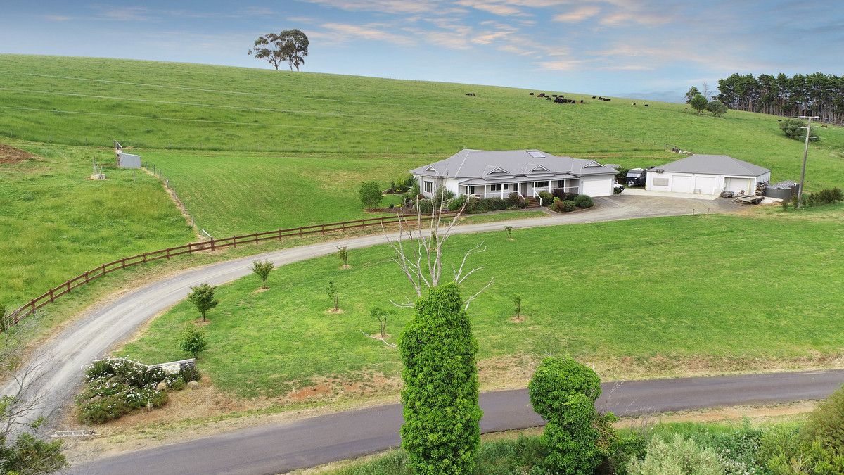 4 bedrooms House in 21 Old Mardan Road MIRBOO NORTH VIC, 3871
