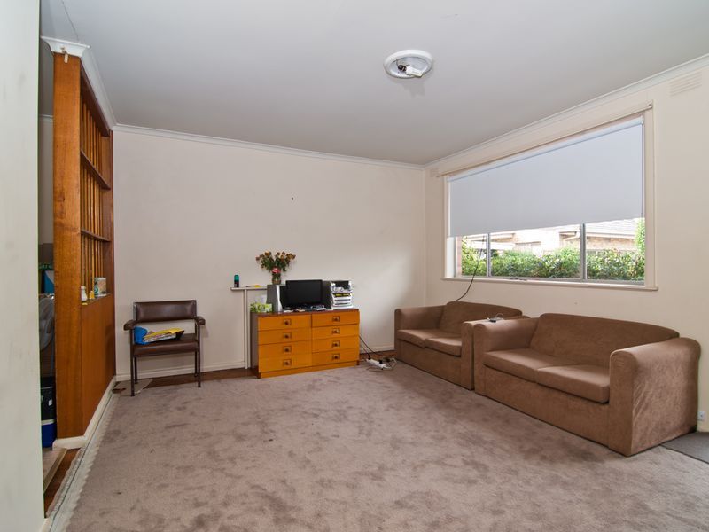 134 David Street, DANDENONG VIC 3175, Image 2