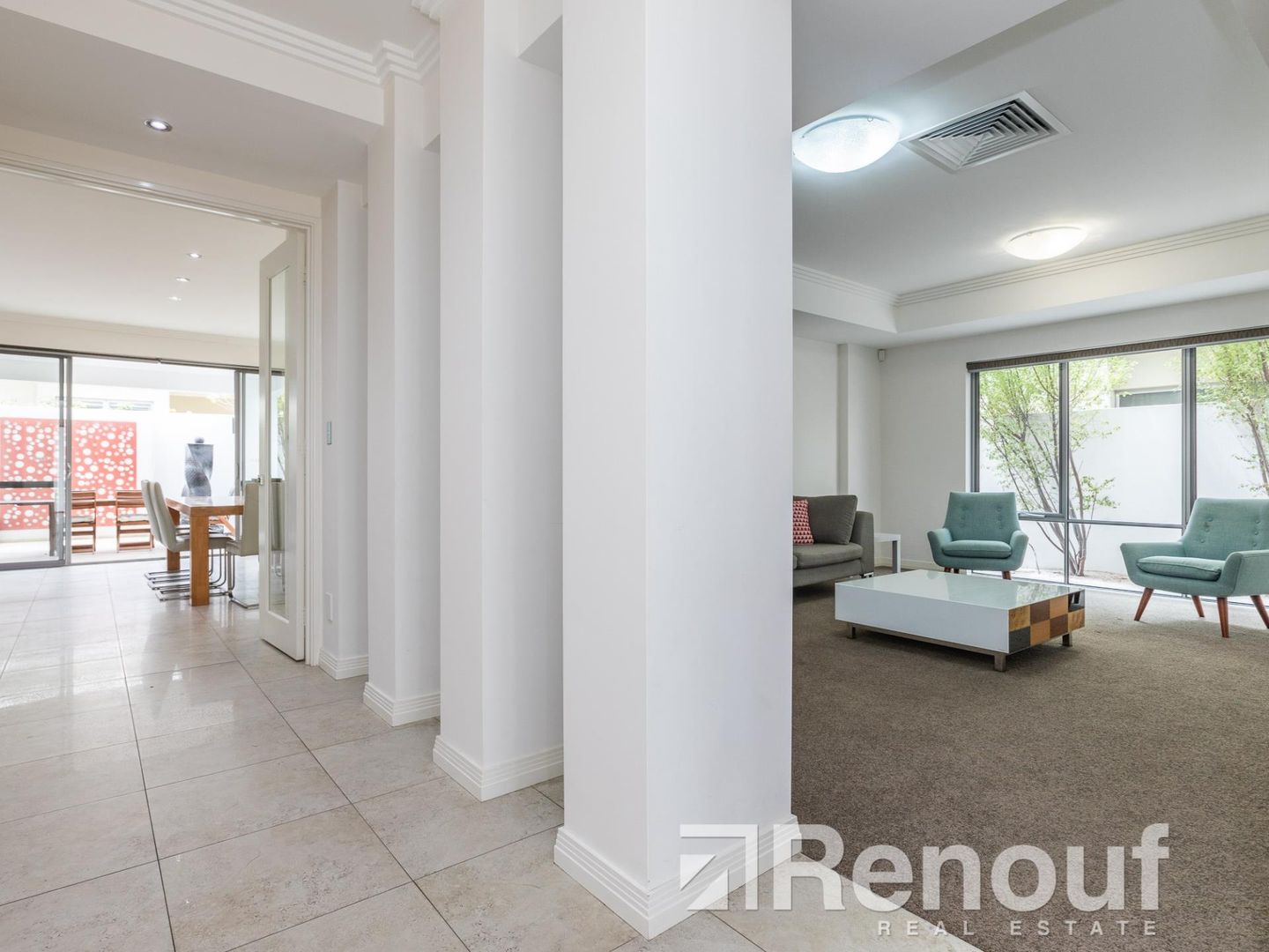 15 Birrigon Loop, Swanbourne WA 6010, Image 2