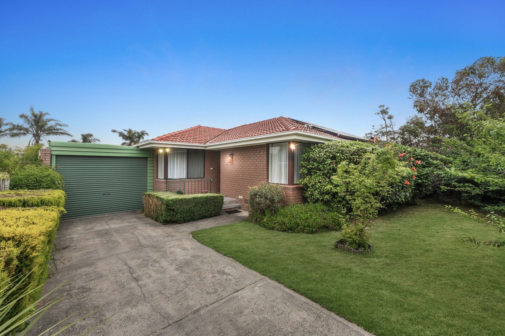 35 Bewsell Avenue, Scoresby VIC 3179, Image 0