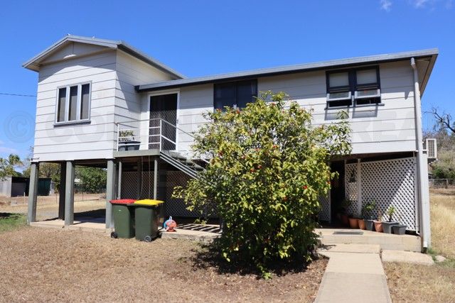 3 bedrooms House in 51 Stanley Street COLLINSVILLE QLD, 4804