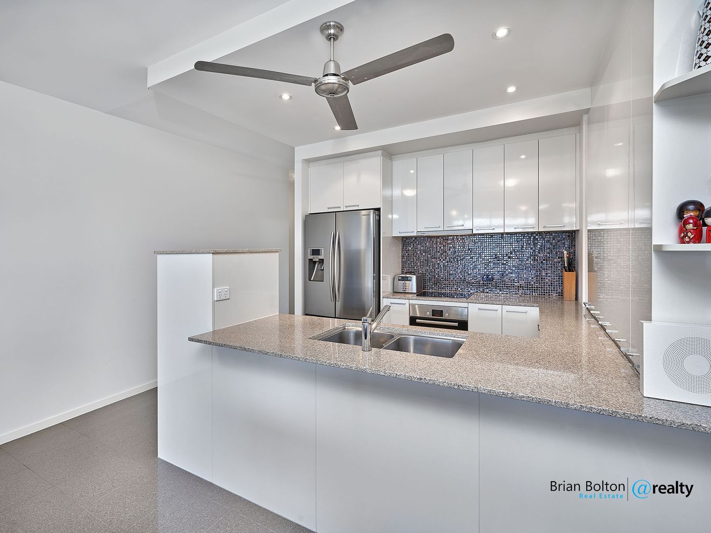 607/174 Grafton Street, Cairns City QLD 4870, Image 2