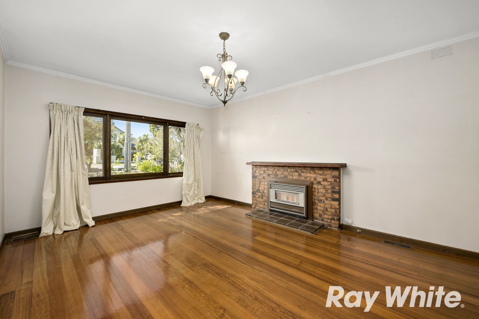 28 St. Clems Road, Doncaster East VIC 3109, Image 2