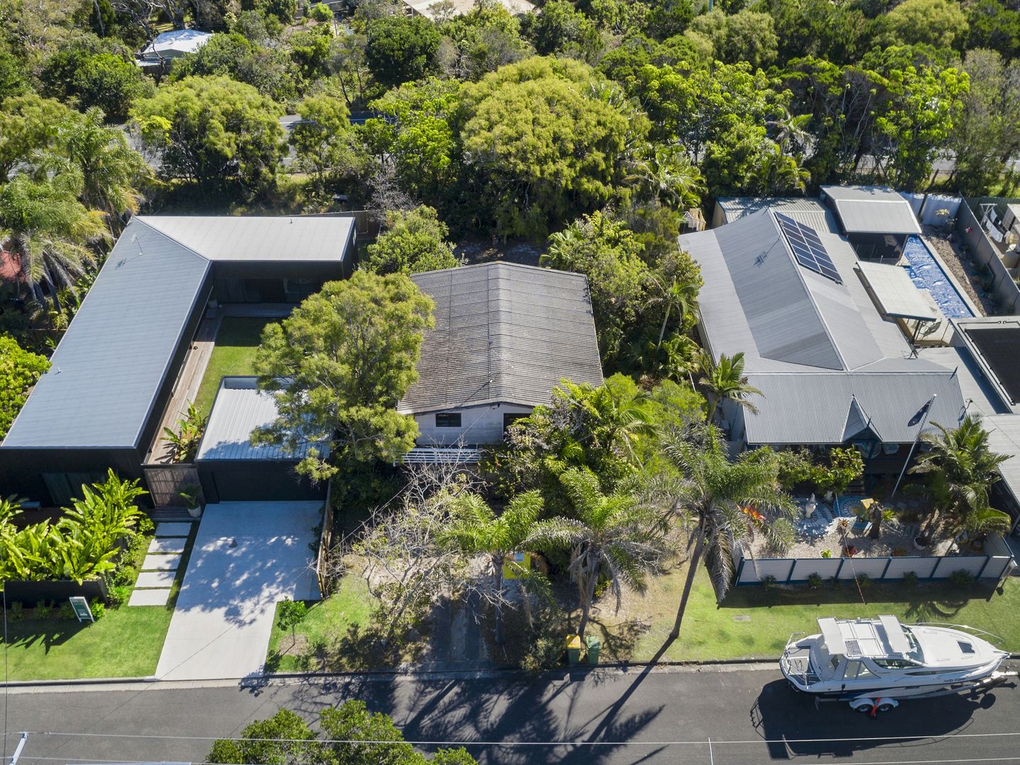 20 Callitris Crescent, Marcus Beach QLD 4573, Image 2